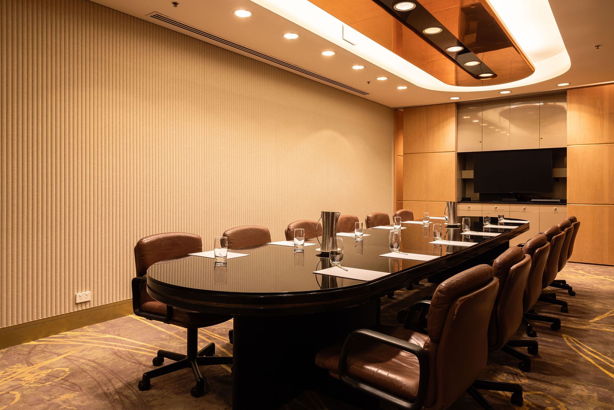 How Adelaide Hotels Support Business Travellers Attending Major Industry Conferences?